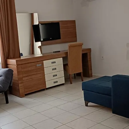 Alpinn Appart hôtel *